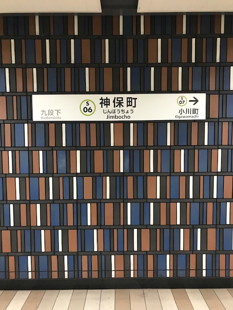 米澤穂信 tweet media