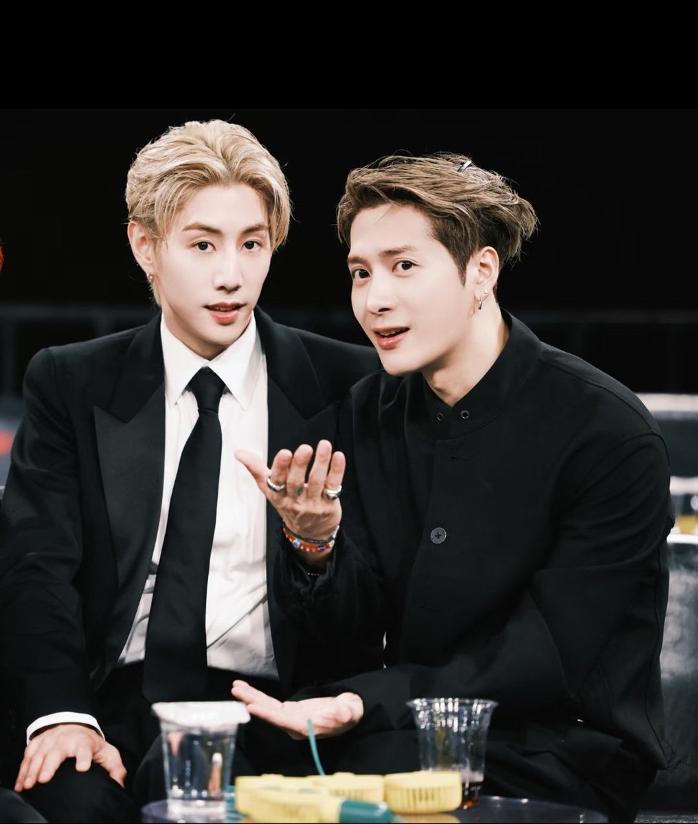 Worldwide Mark Tuan tweet media