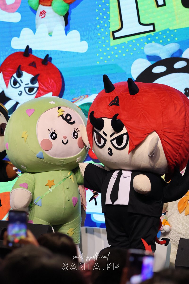 SANTAPP OFFICIAL TH tweet media