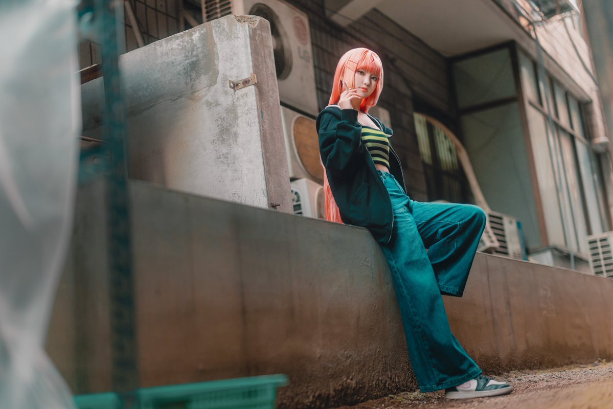 RIRI ✨ tweet media