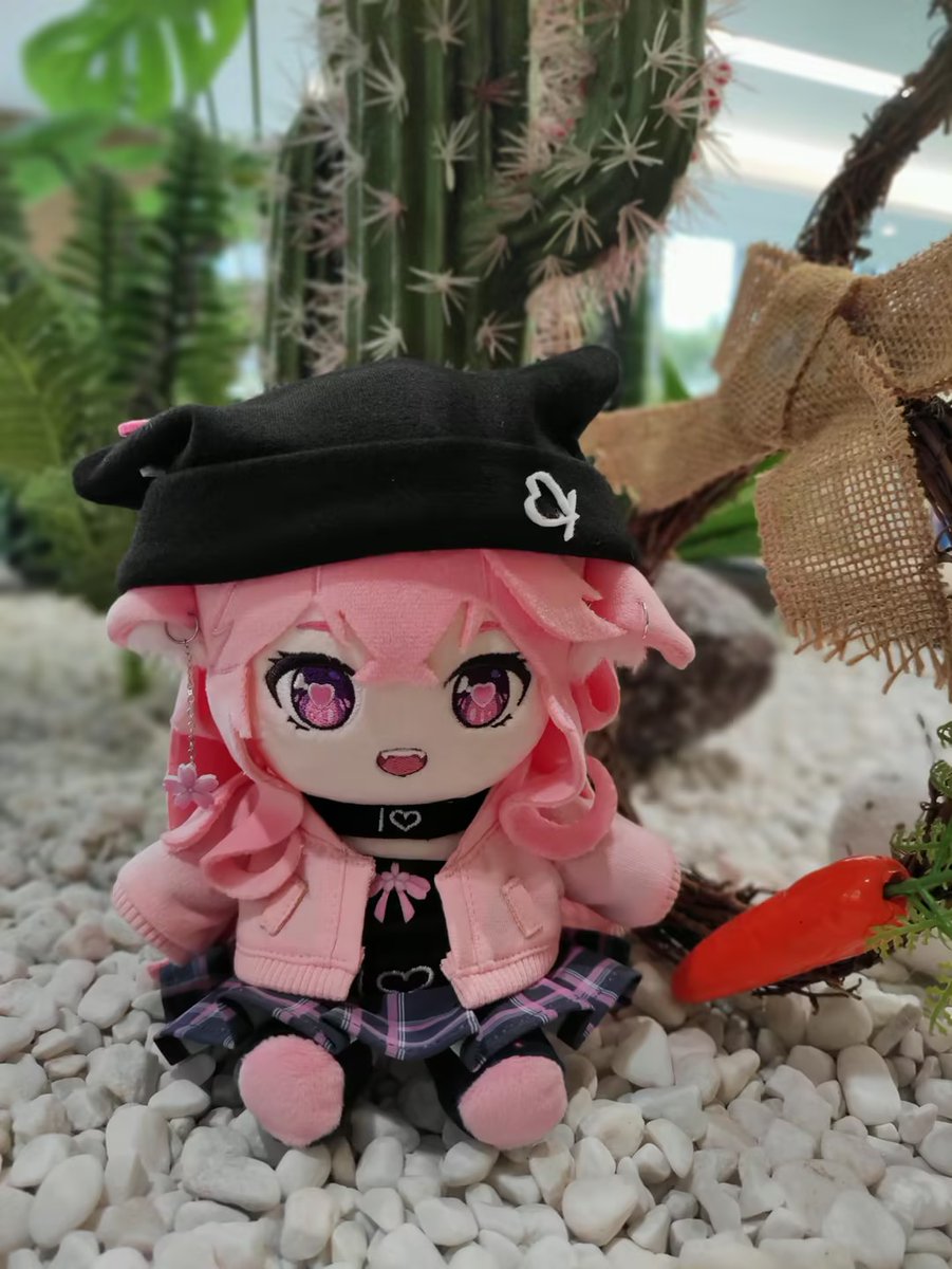 K_craftifyx's tweet image. Looks like she got pricked by a cactus thorn! 🌵 But don't worry, she's still as cute as ever! 😜 @LilSunniiVT #plushie 
🛒craftifyx.com/products/lilsu…