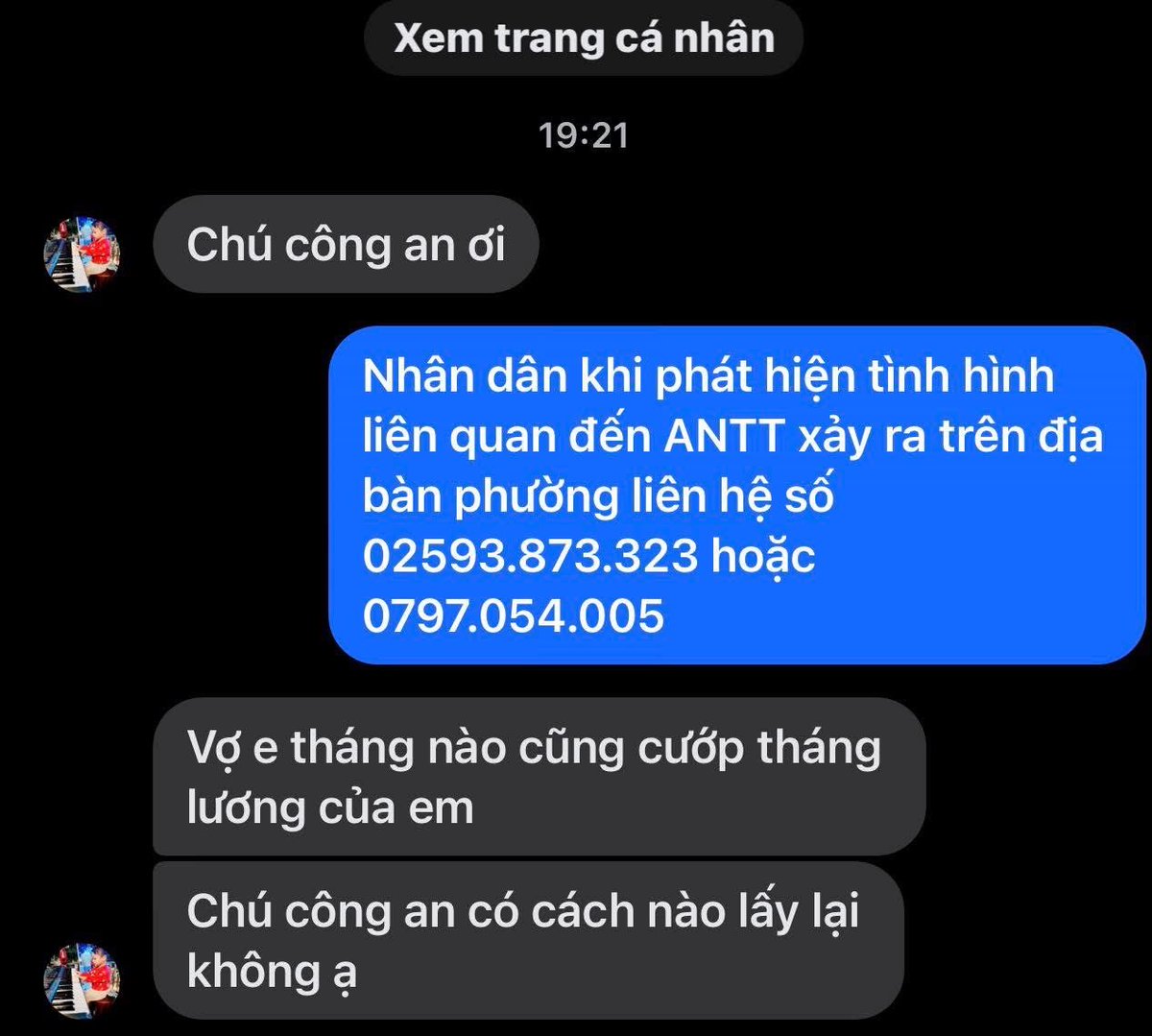 🚨 CÔNG AN PHƯỜNG VÀO CUỘC… VỤ VỢ GIỮ HẾT LƯƠNG CỦA CHỒNG 😂

Chào bạn 😘
Sau khi tiếp nhận “đơn kêu cứu” về việc vợ giữ toàn bộ lương, chúng tôi xin thông báo nhanh: Chưa đủ yếu tố cấu thành “tội cướp tài sản” đâu ạ 😄

✅ Vì:

– Đây là giao dịch tự
