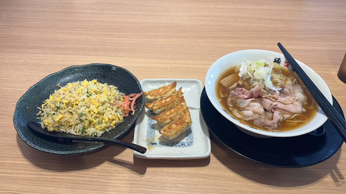 ちゃーどん tweet media