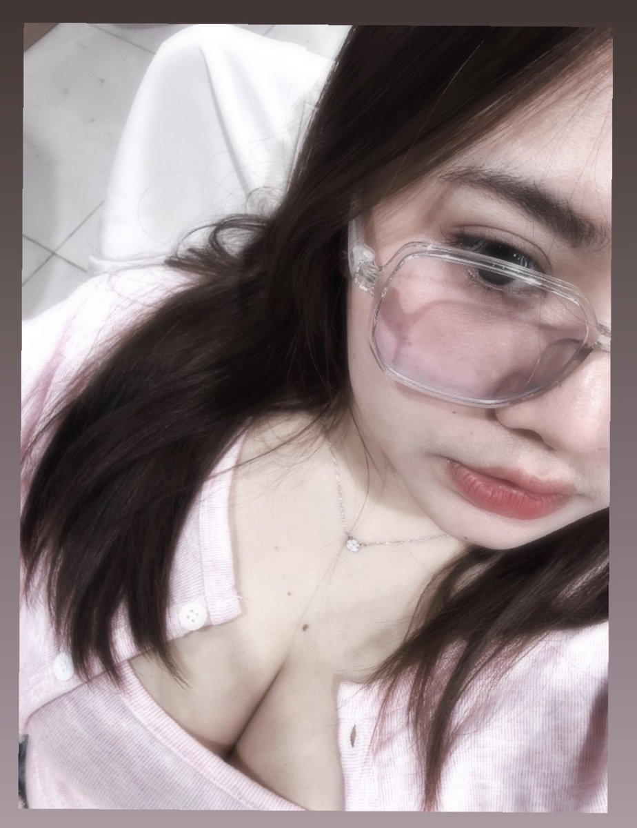 ไข่มุ้ย 👓 tweet media