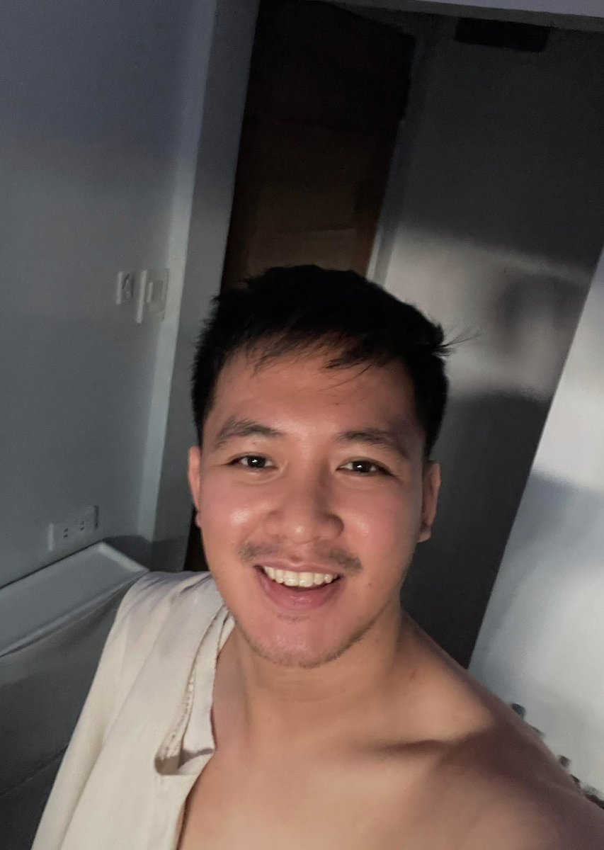 Iwog Mark tweet media