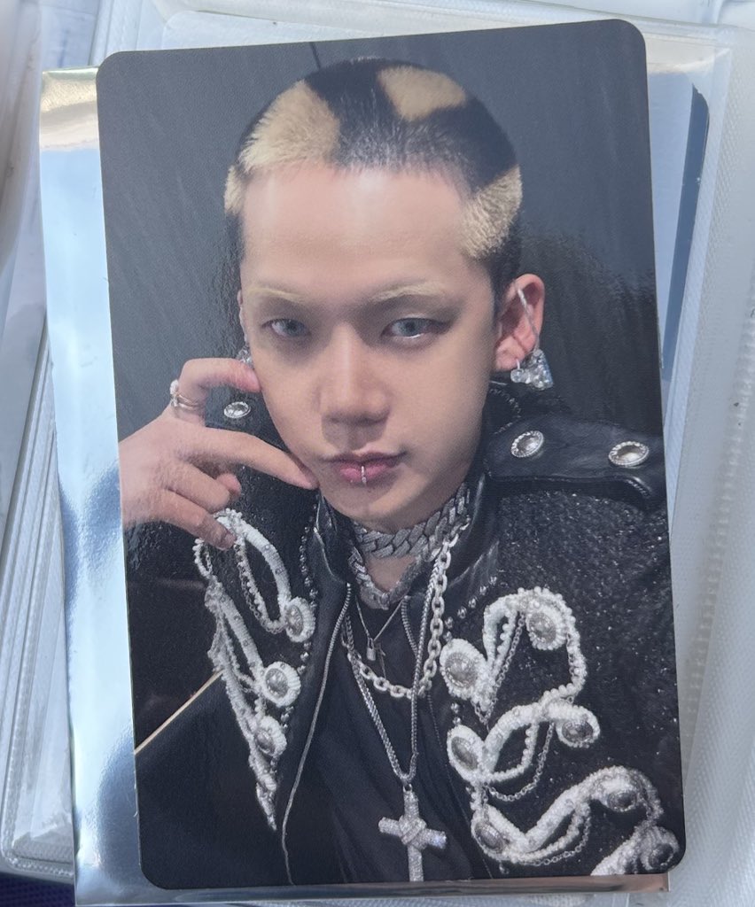 ☺︎︎ tweet media