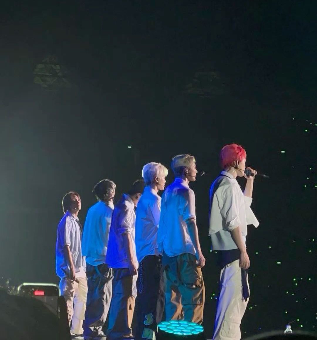 박백발 tweet media