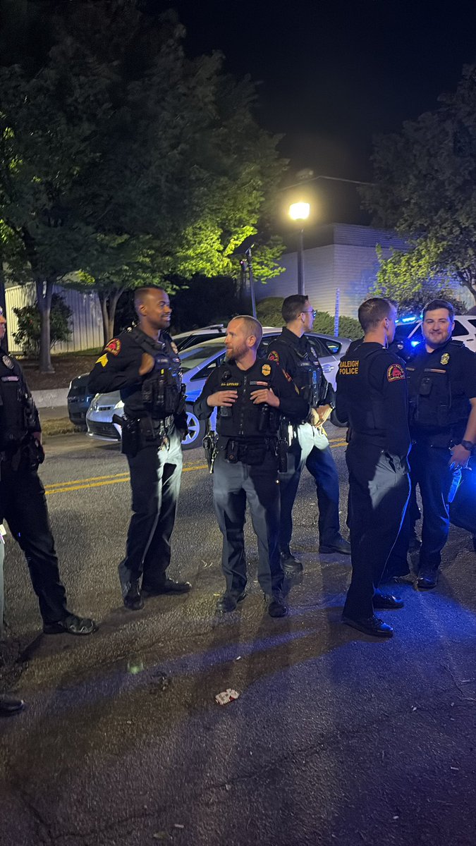 Cam “Stolen Laptops” Newton tweet media