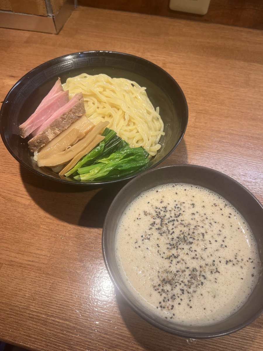 廻麺鶏千 tweet media