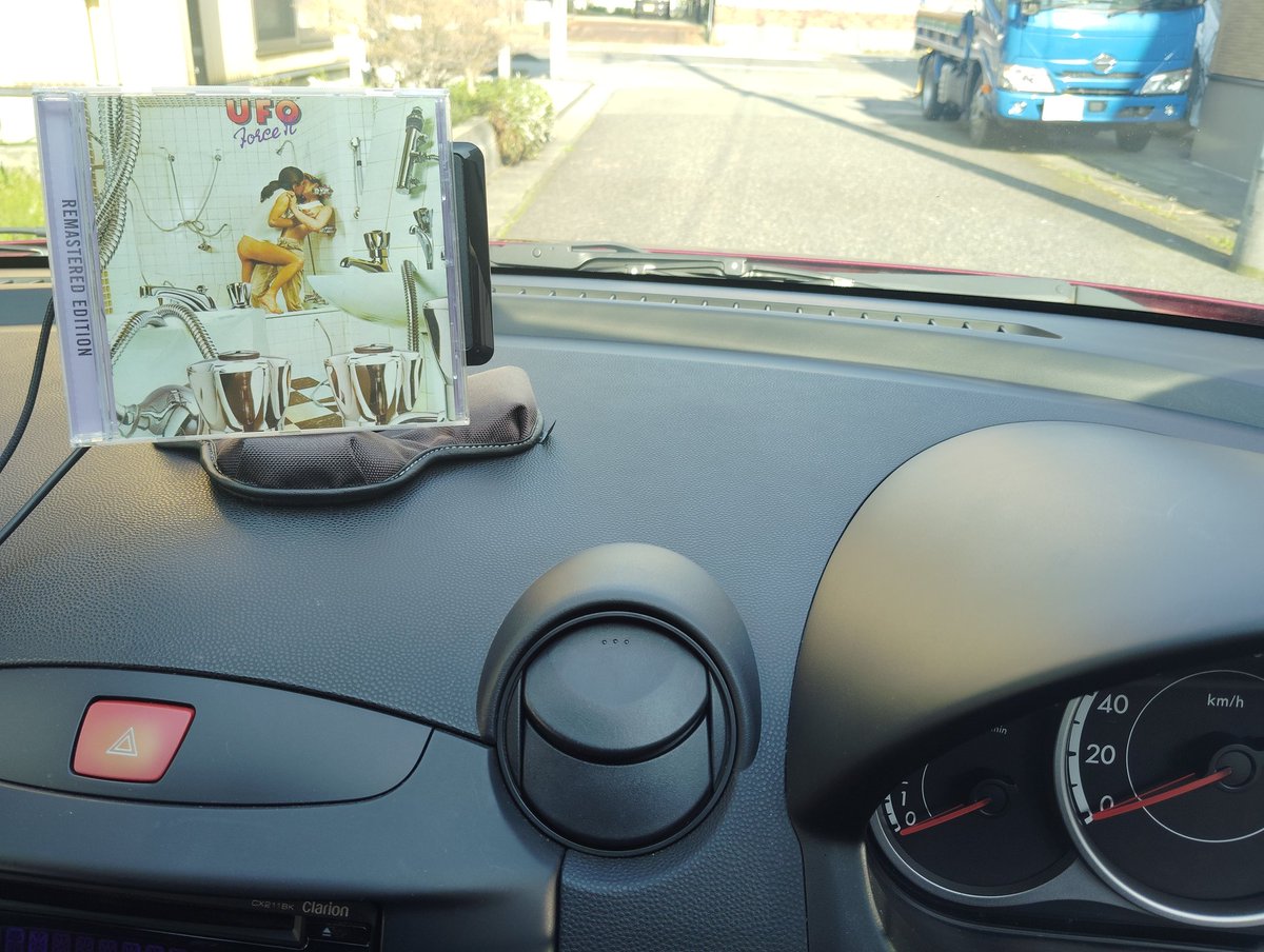 parinosanpomic3's tweet photo. お天気いいからちょっとGroovy Drive
#ForceIt
#UFO https://t.co/Q9wEr0MGcF