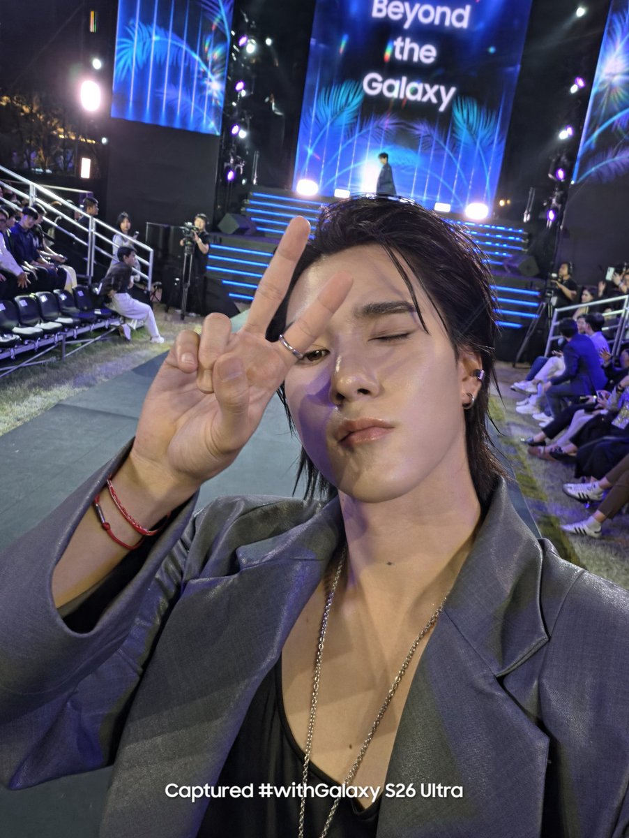 Samsung Thailand tweet media