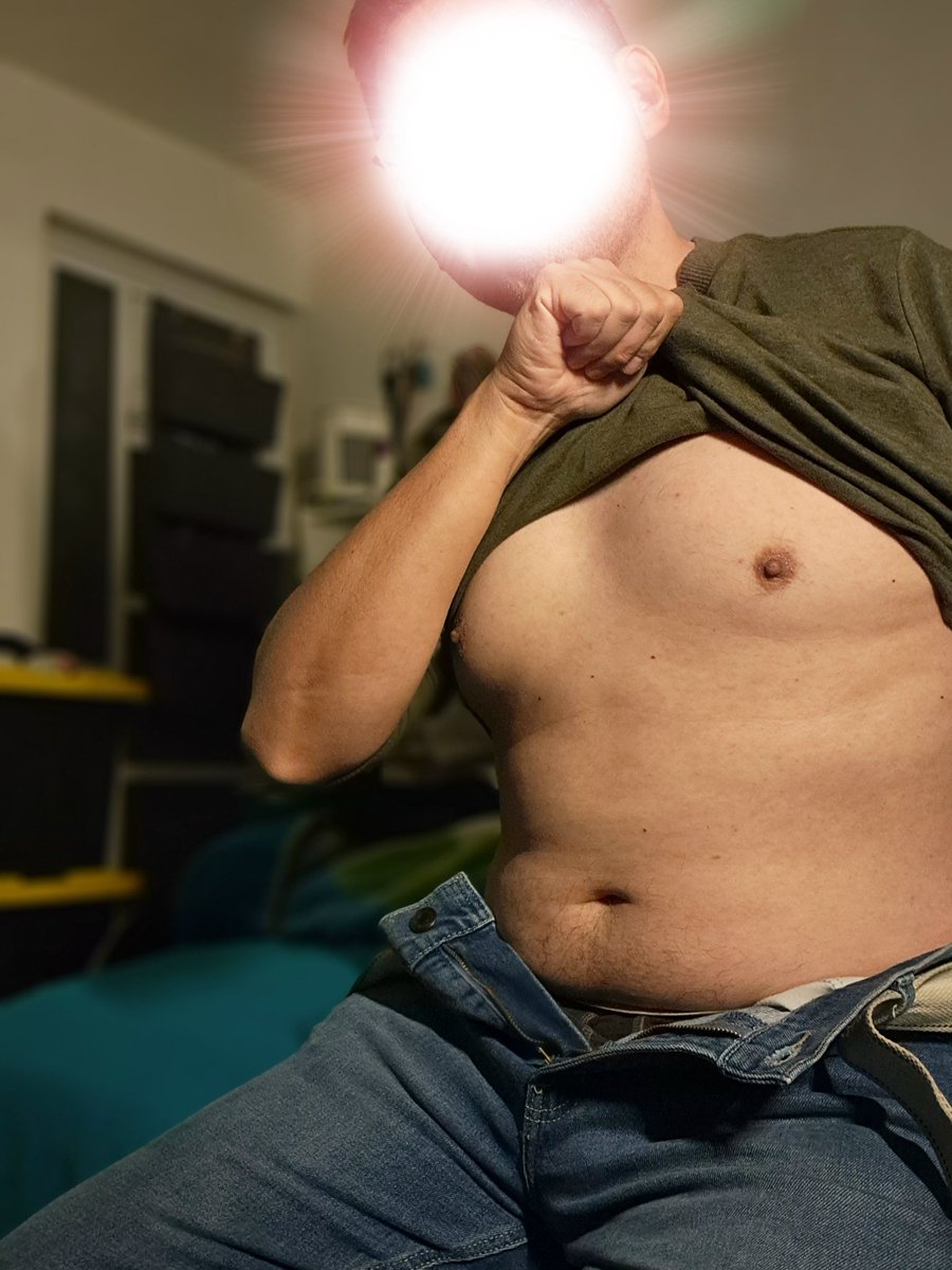 Ex_Treinton's tweet photo. La nostalgia me esta arruinando el presente... ya es hora de disfrutar lo que hay. #Dadbody https://t.co/INDsCM88b7