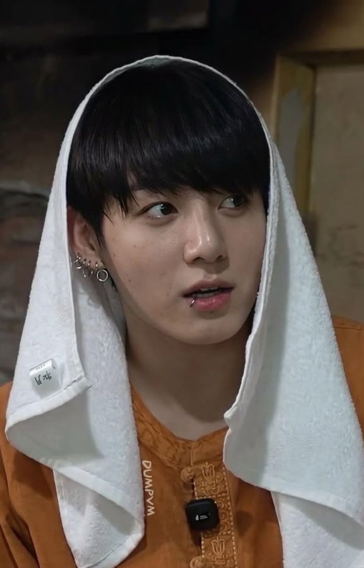 97Jungukk's tweet photo. Do you think BTS is on X? https://t.co/Kux2UCISo6