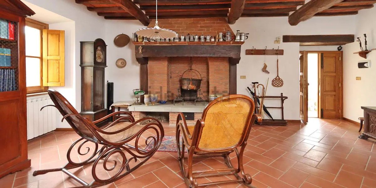 The Italian Exit tweet media