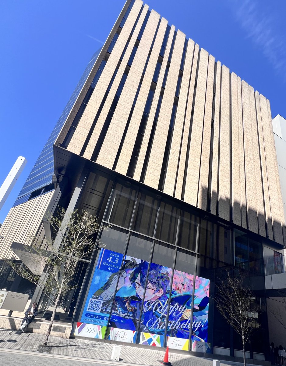 mmm3395's tweet photo. こそっと観てきた〜〜 大きな2画面でめちゃいい〜　生で見た方がデカさを感じる https://t.co/mA5KbjeSES