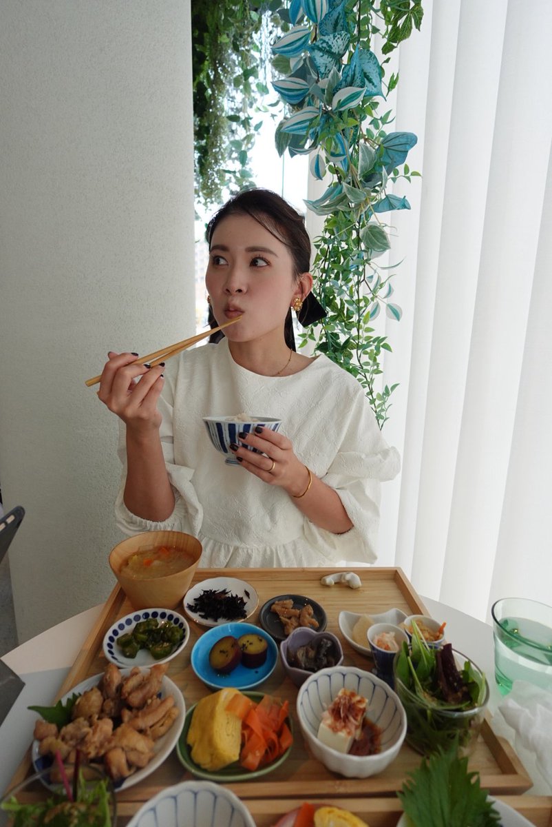 minako_0328's tweet photo. 身体にいいもの食べるって幸せ🥕🥦🍠 https://t.co/BzmHQmxWfp