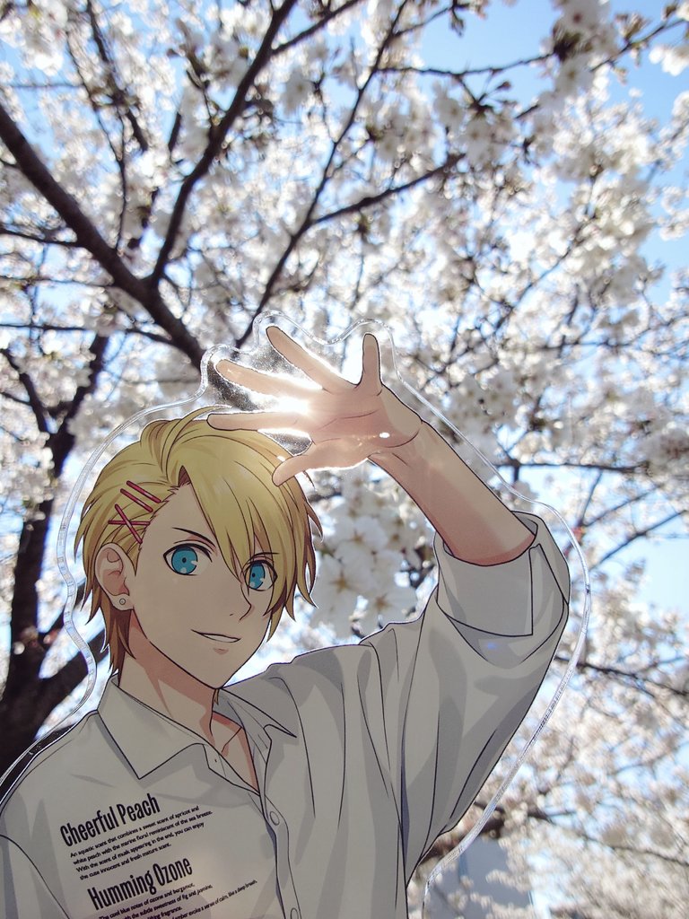 みおり tweet media