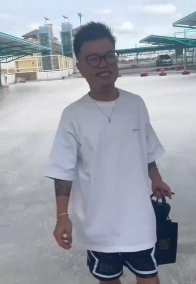 pushTAKA a.k.a 舟足A1郎 tweet media