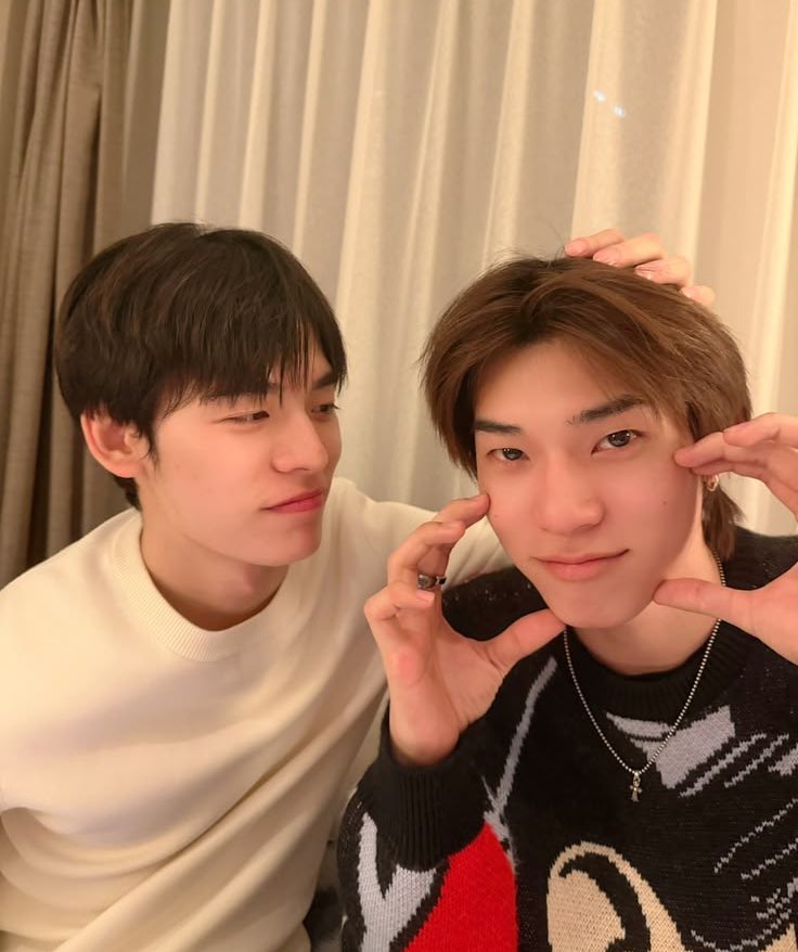 hanni ★ | teeteepor ♡ tweet media