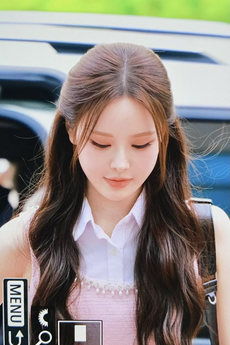 𝘀𝗼𝗳𝘁 𝘀𝗽𝗼𝘁 tweet media