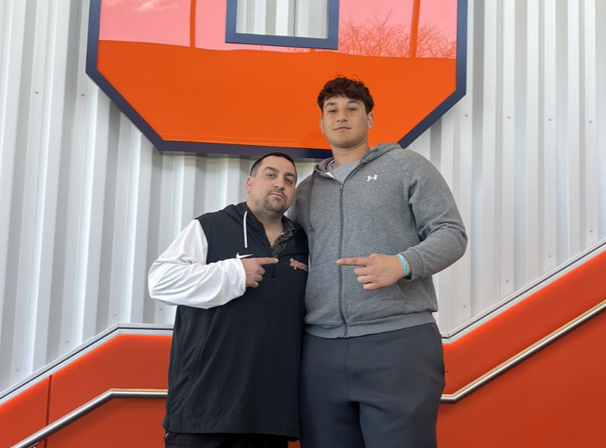 TheJuiceOnline's tweet image. Our Charles Kang (@SICuseCK) has the latest intel on 3 prospects who have locked in OVs to #Syracuse.

🔗 Masiia Acrey: sujuiceonline.com/forums/topic/o…
🔗 Charlie Foulke: sujuiceonline.com/forums/topic/o…
🔗 Nico Ramos: sujuiceonline.com/forums/topic/o…