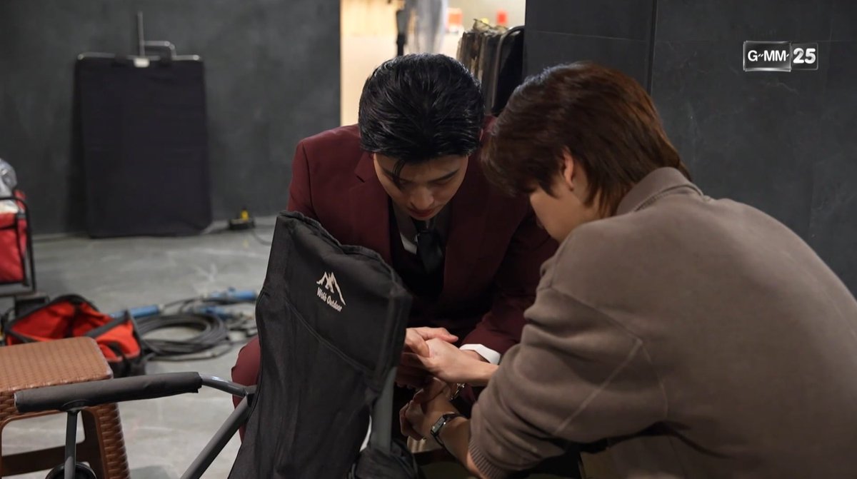 ᴘᴀʀɪ ⁎̯͡⁎𝓣𝓱𝓮𝓮𝓻𝓪𝓴𝓲𝓽 𝓚 .𝓵𝓮𝓮 tweet media