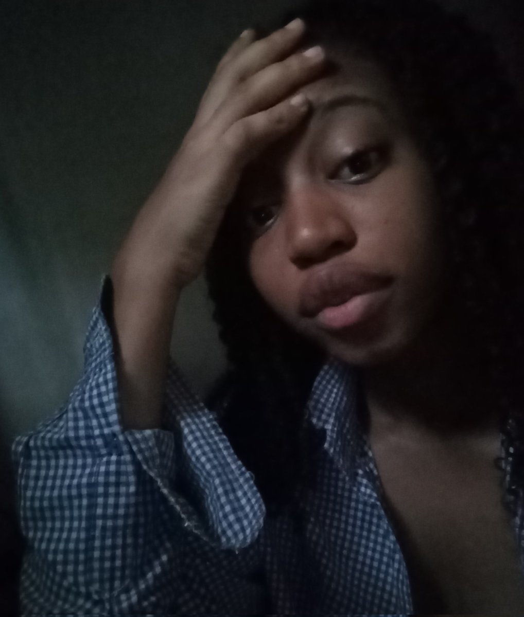 Laura ☺️☺️ tweet media