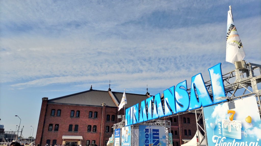 なかやす tweet media