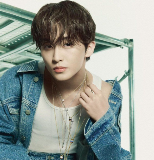 About Music tweet media