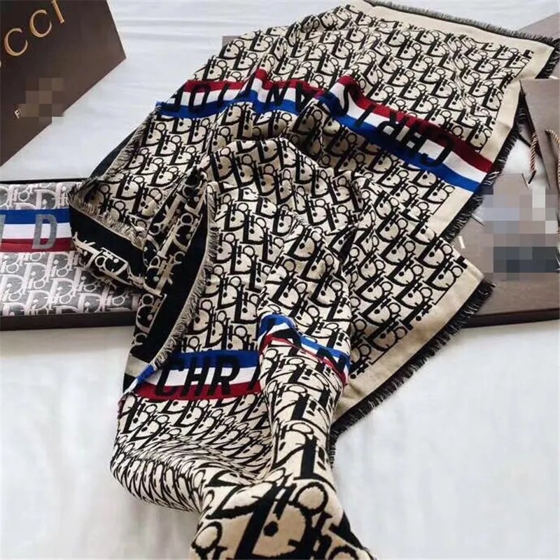 Alexis258111's tweet photo. 🥰Reps Designer Fashion Letter Print Shawl

💰💕Price: US$20.04👉https://t.co/mFNR58PjrI😘Style: Fashion
#shawl #dior #fashion #repsaccessory #onlineshopping https://t.co/2nntyRDO1c