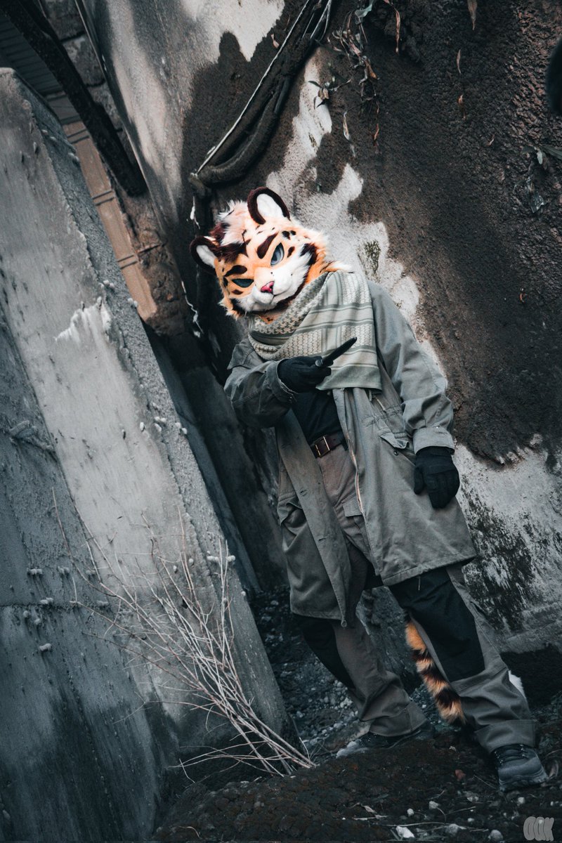 Where are you going?
-
📸: <a href="/Oak115202/">Oak_intheworld</a>
🪡: <a href="/Lanbo_fursuit/">獸托邦 Furry utopia</a>
#fursuitfriday