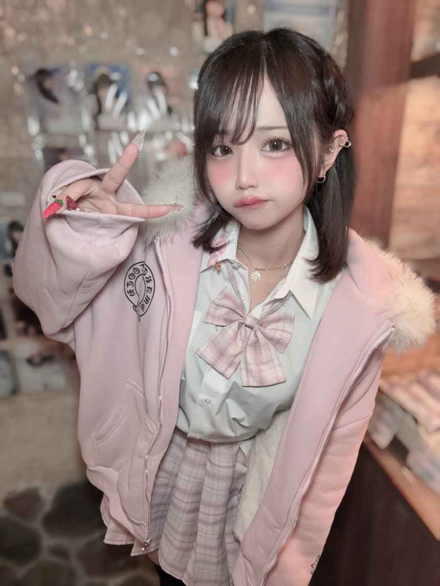 岬 えま tweet media