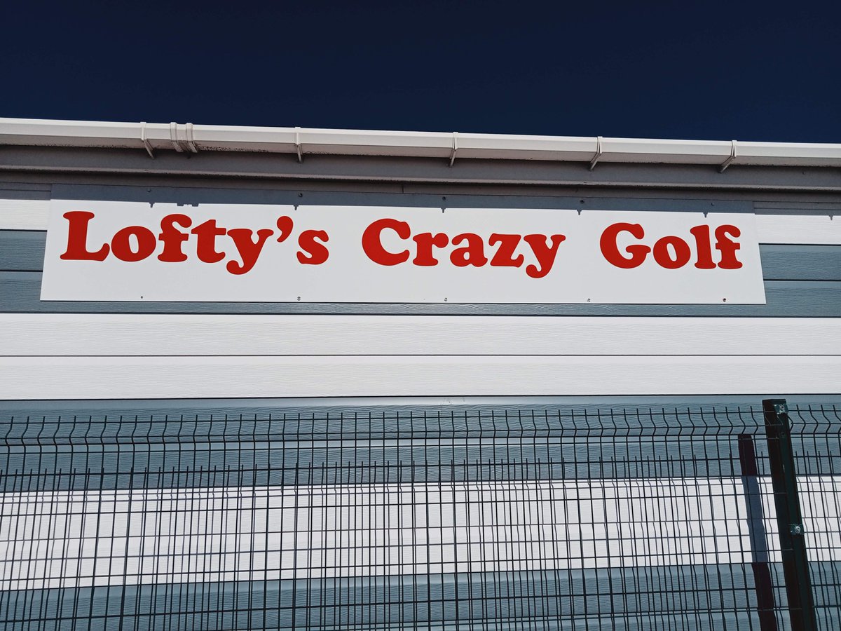 TwoCrazyGolfers tweet media