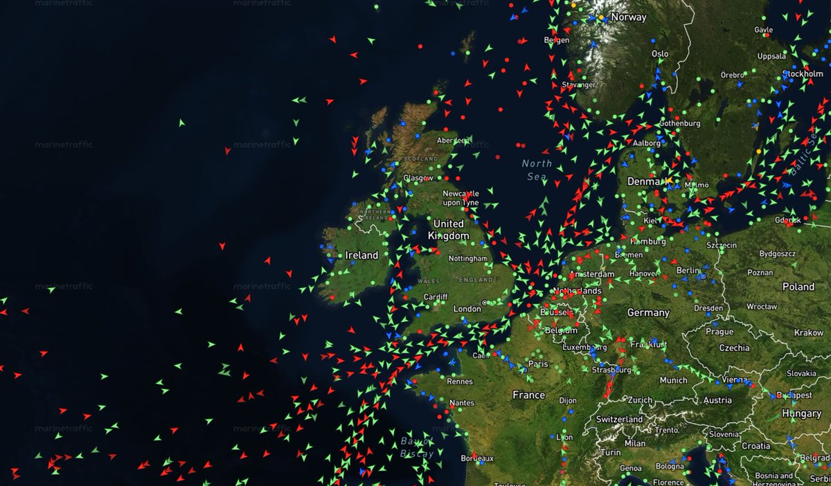 🌐Post-Modern Mare Clausum:

📌Birleşik Krallık sularında Rus ham petrolü taşıyan tankerlere (Gölge Filo) "boarding" yapma yetkisinin Kraliyet Donanmasına verilmesi deniz jeopolitiğinde önemli bir kırılım göstergesidir.

📌Denizlerde sular hiç olmadığı kadar hızla ısınıyor.