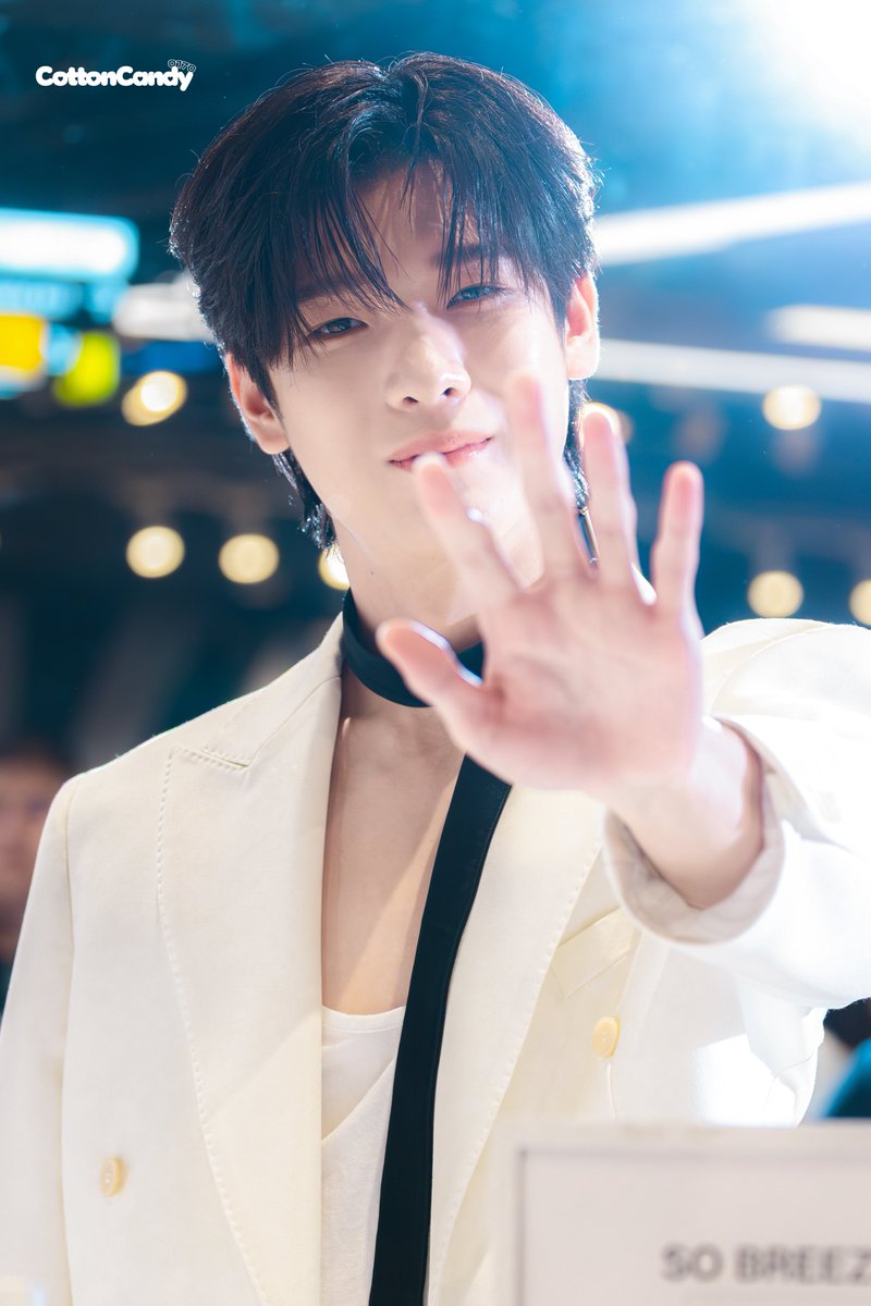 cottoncandy0170's tweet image. 260328 #STANDOILXJIMMYOHM 
#jimmyohm
#jimmy_jimmoi