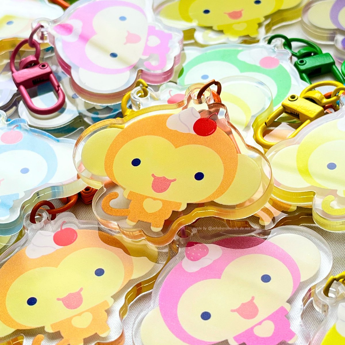 soda monkey keychains! 🐒