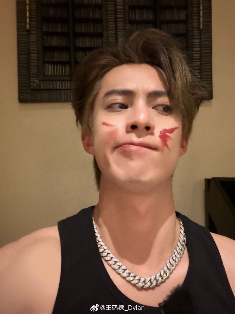 🍓 strawberrymoon 🐷🦋🐮 tweet media