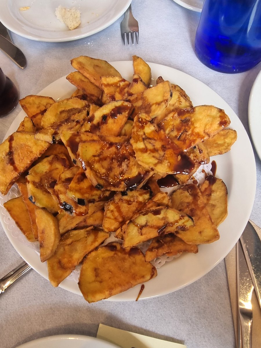 Paz R Villanueva #SinCienciaYCulturaNoHayFuturo tweet media