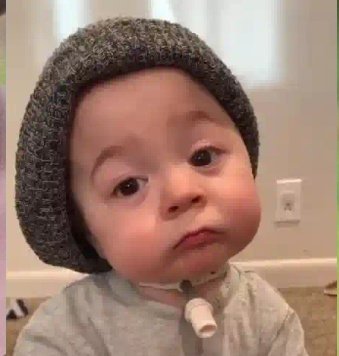 calloApollo's tweet photo. As others are chatting with their loved ones

Meanwhile me🥺🥺🥺 https://t.co/zNx5WS6jwP