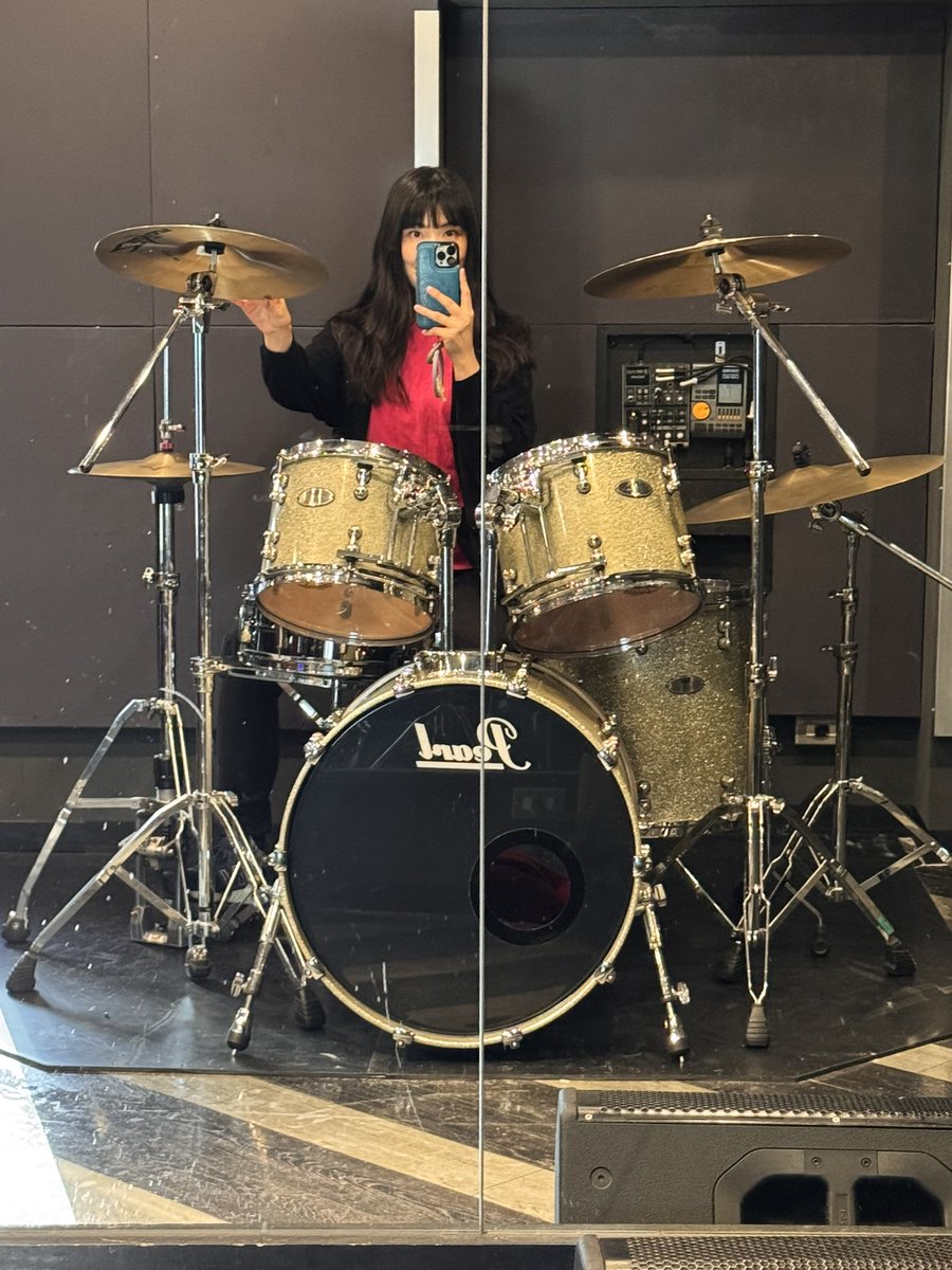 itsuki_drums's tweet photo. スタジオ🥁✨

シンバル高めの方がかっこいいかもよ��て
師匠に言われたからやってみる😆 https://t.co/SXjsDw7Eo8