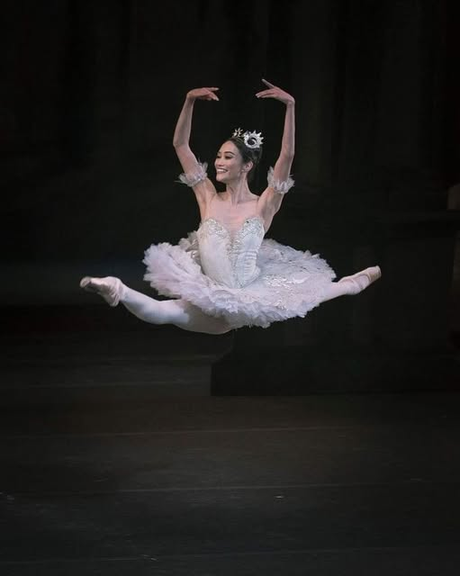 diep84930's tweet photo. Fumi Kaneko Royal Ballet de Londres
#balletlove #balletpost #danza #ballerina #balletdancer #ballet #balletclassico https://t.co/GZVABQ1Tra