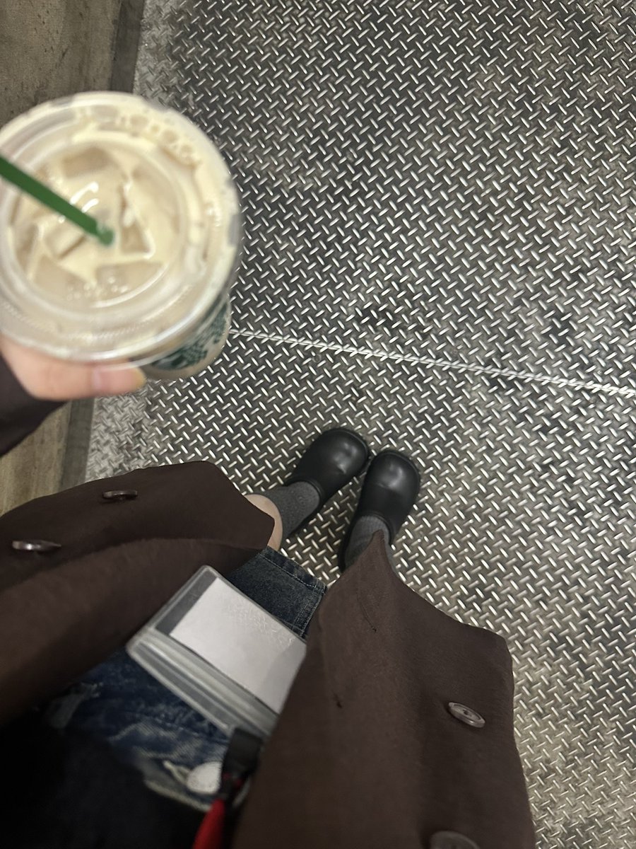 あおい tweet media