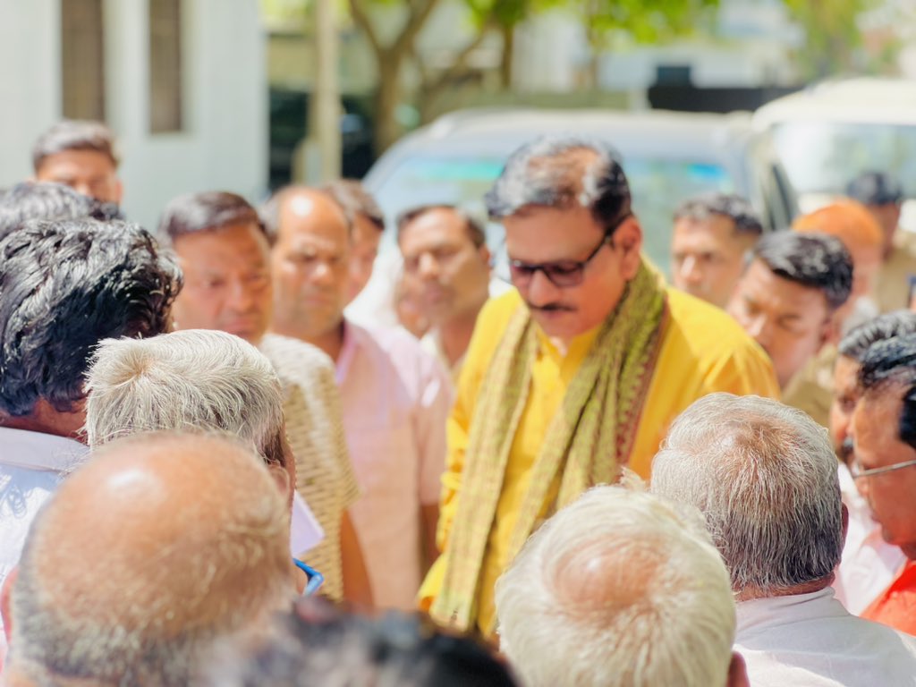 Dhirendra Singh tweet media