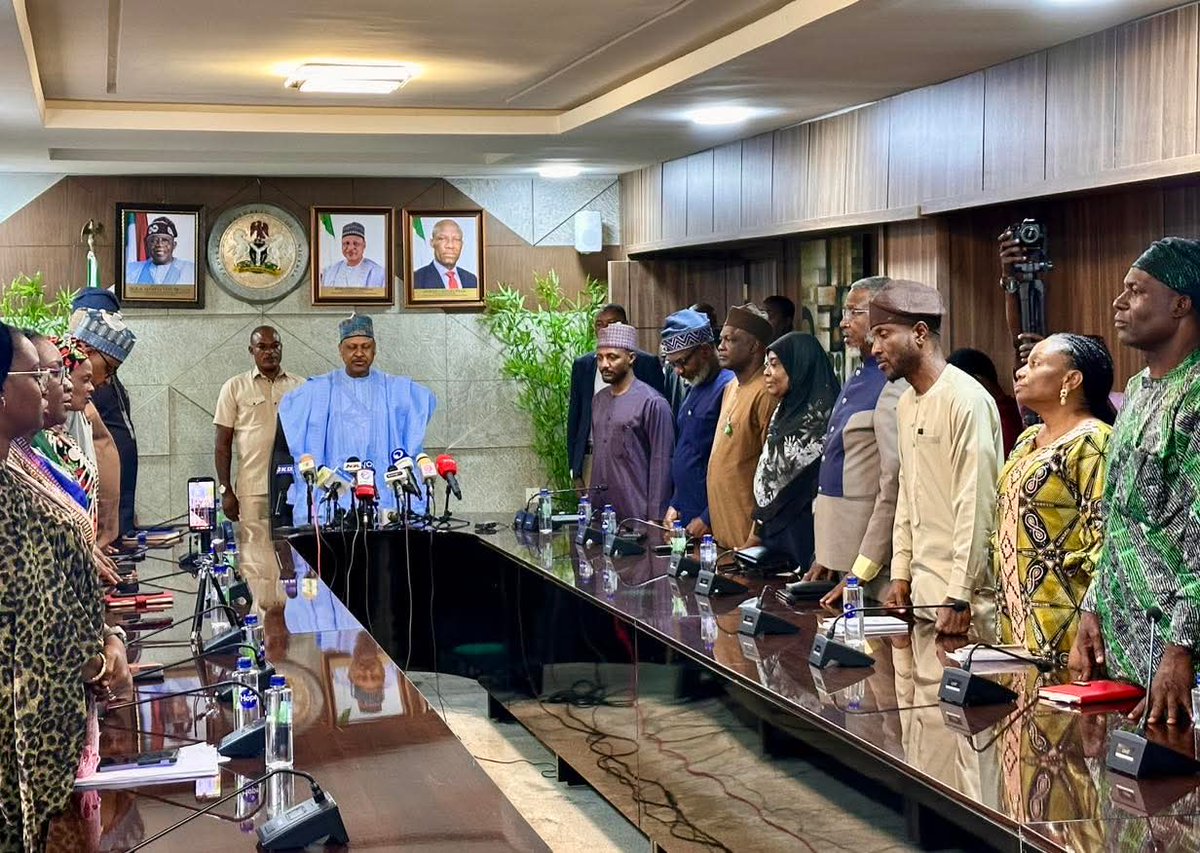 Code of Conduct Bureau tweet media