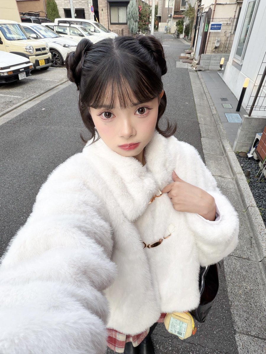 Fiony Alveria Tantri tweet media