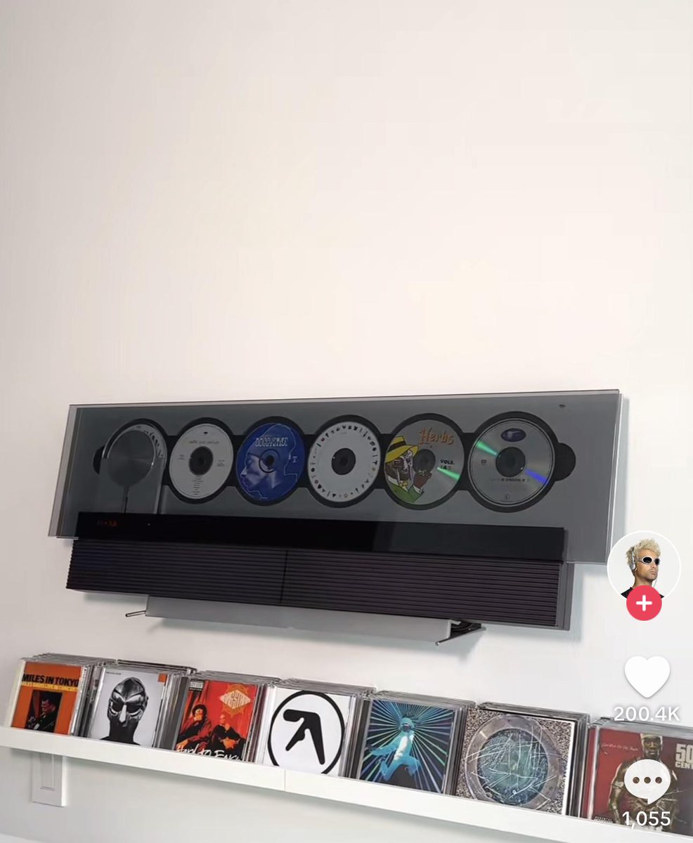 VomitedThoughts tweet media