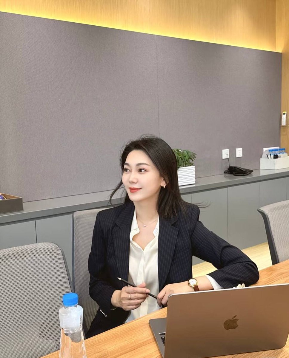 玉律吴璇 tweet media