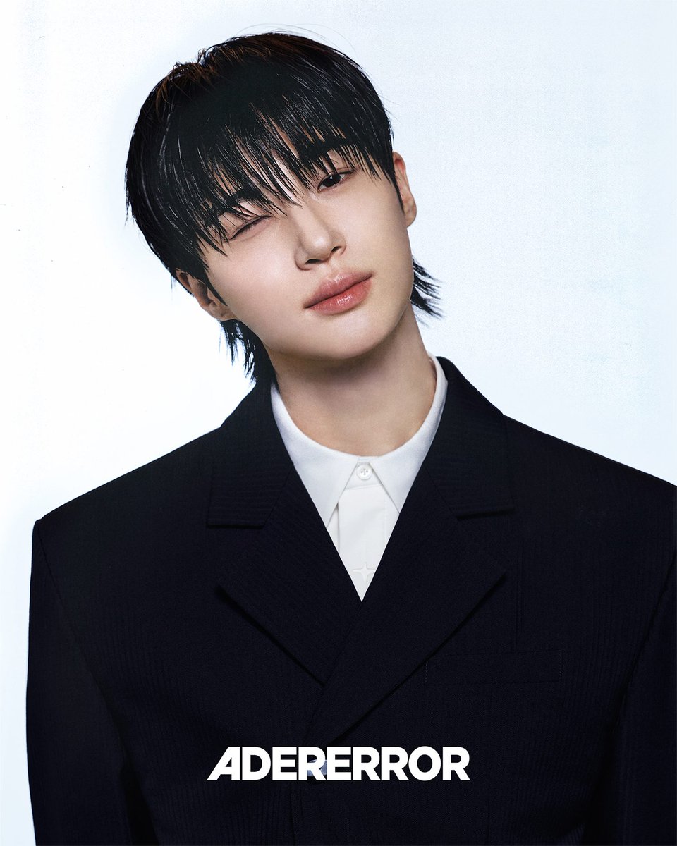 GQJAPAN's tweet image. ビョン・ウソクが、アーダーエラー(ADERERROR)初の公式アンバサダーに就任した。

#ビョンウソク #변우석  #ByeonWooseok #アーダーエラー #ADERERROR