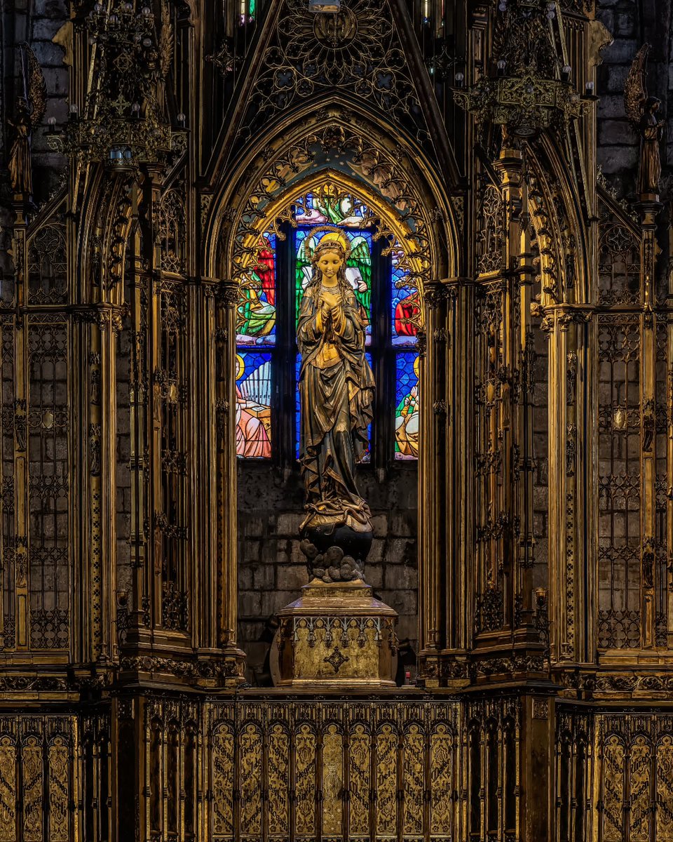 ʙʏ ᴍᴏʀᴛᴀʟ ʜᴀɴᴅ tweet media