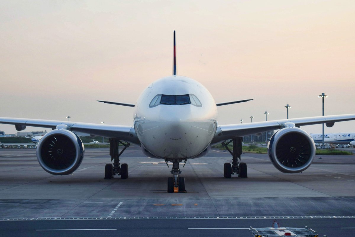 あ や め tweet media